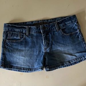 Women’s Juniors Billabong  Low Rise Jean Shirts Size 9